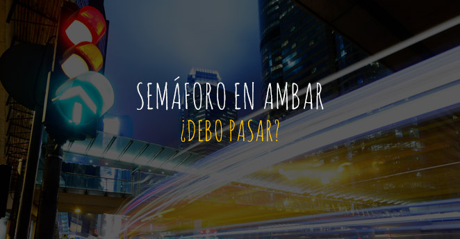 semáforo en ambar